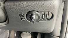 MINI Hatchback 1.5 Cooper Classic 3dr Auto Petrol Hatchback